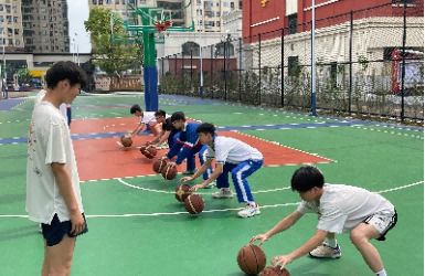 湖南长沙市平高松雅湖高级中学体育生